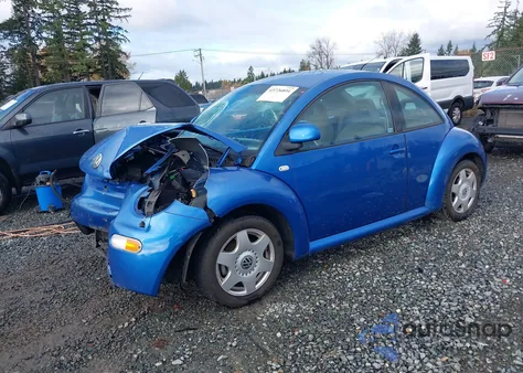 2000 Volkswagen New Beetle Gl z USA, uszkodzony, nr VIN 3VWBC21C1YM413054